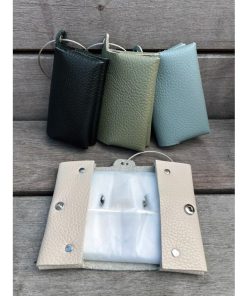 本革 ティッシュケース 吊り下げ  持ち運び 携帯ティッシュケース 黒 レザー ポケットティッシュケース 収納 小物入れ ティッシュカバー 牛革