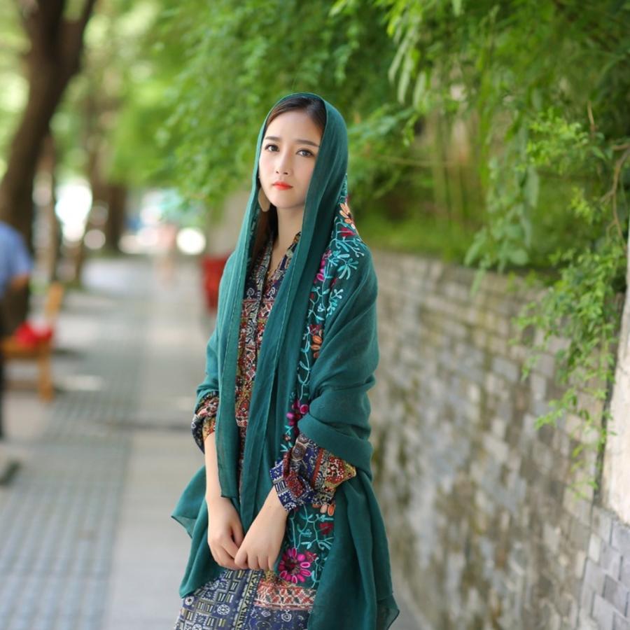 ストール 刺繍 花柄 大判 通販 刺繍ストール マフラー ショール スカーフ ガーゼ 薄手 薄い 大きめ 大きい 滑らか ししゅう やわらかい 柔らかい - 画像 (8)