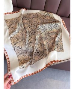 アクセサリー レディース スカーフ 1個 ヴィンテージでファッショナブルなシマウマ柄プリントアニマルサテンスクエアスカーフヘッドバ