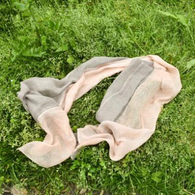 ふるさと納税 唐津市 草木まだら染めストール(ピンク系)